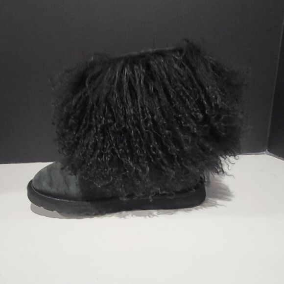 Ugg Green Faux Fur Short Winter Boots - Picture 9 of 10